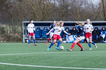 Bild 83 - wBJ HSV - F Holstein Kiel : Ergebnis: 0:6